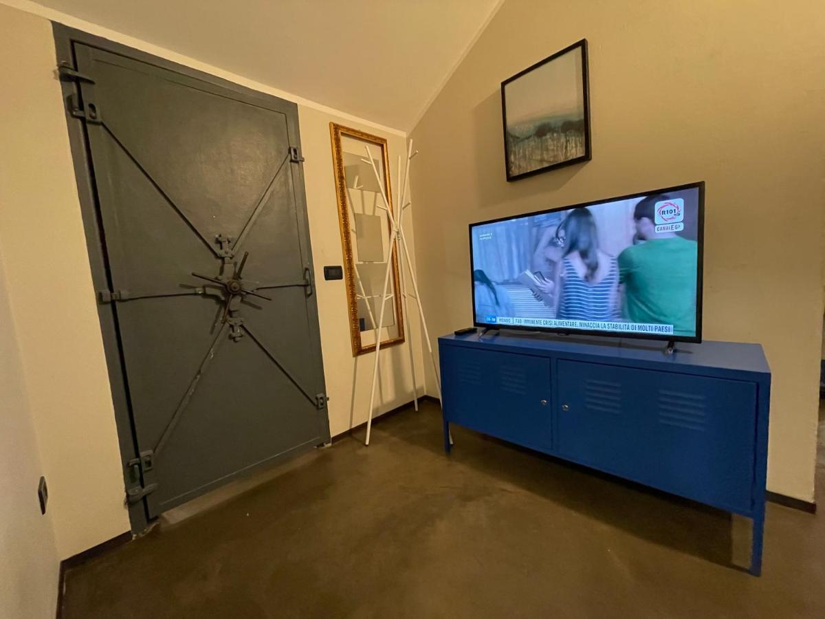 Fra Storia e Modernità Apartamento Milão Exterior foto